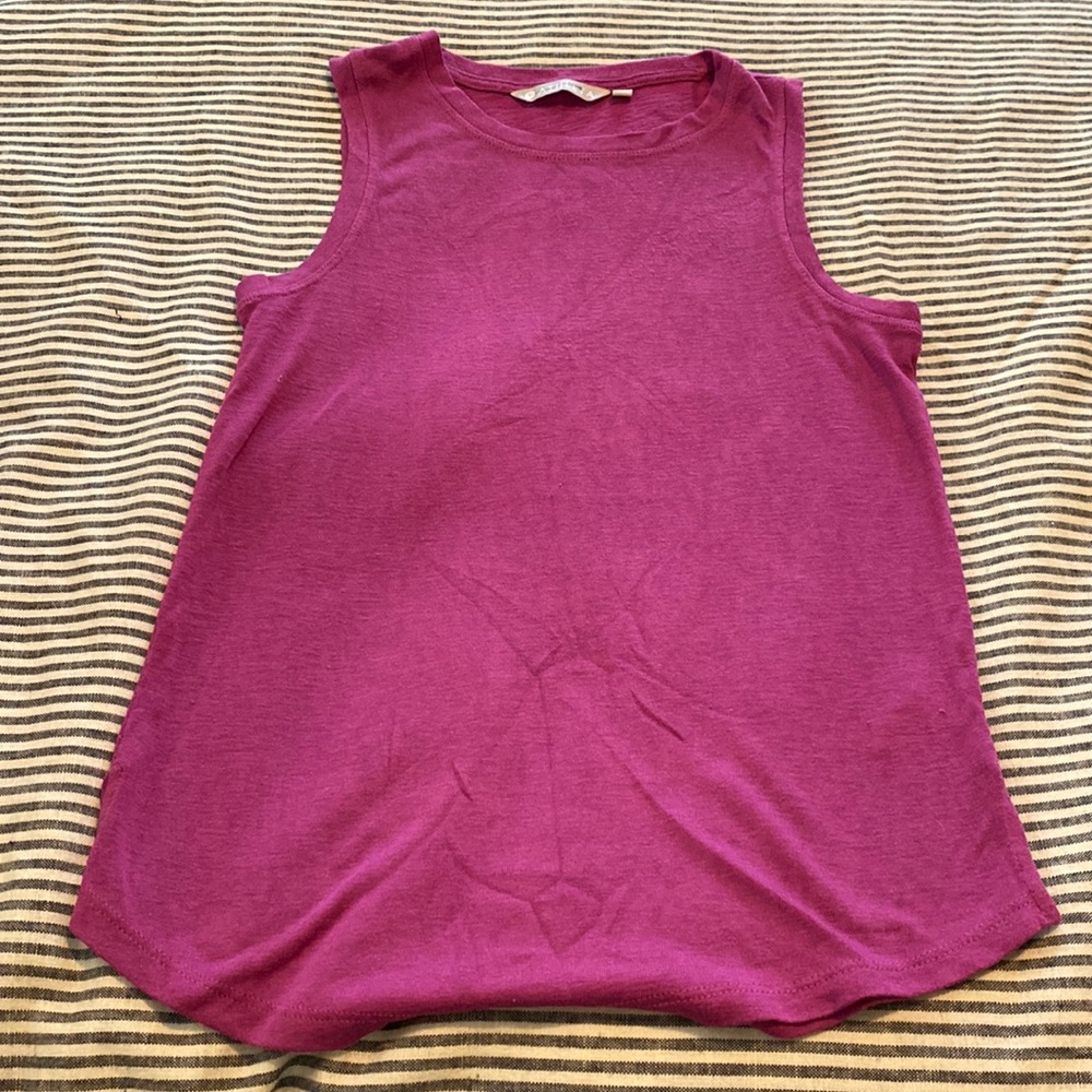 Athleta sleeveless top
